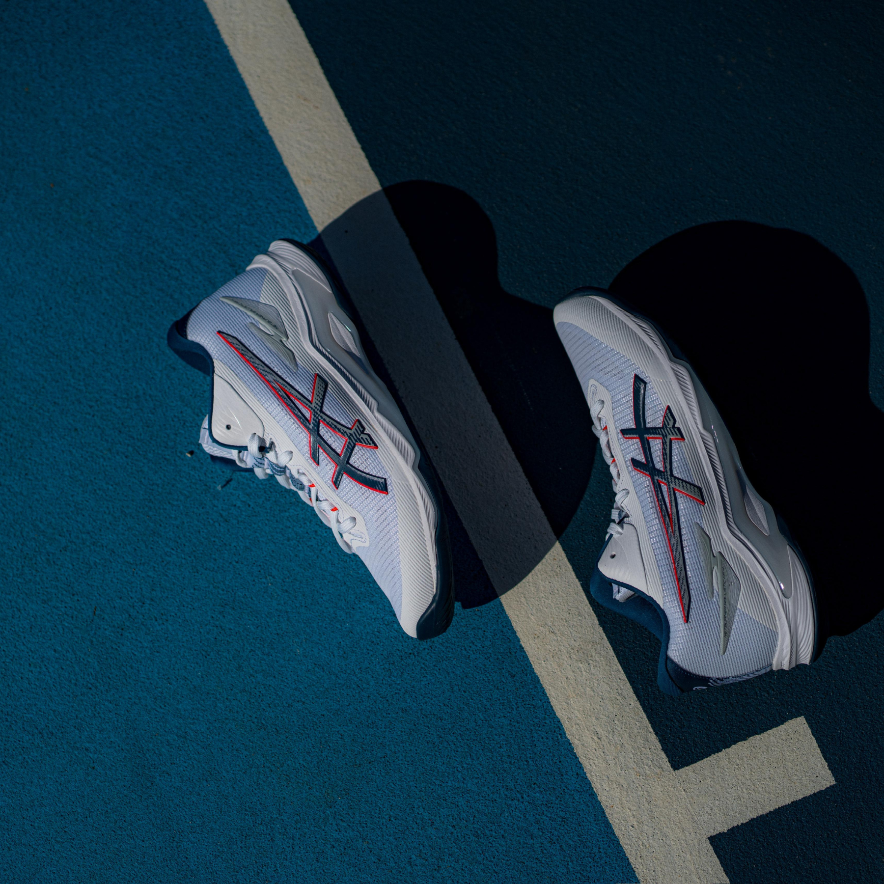 Image of Asics Netburner Ballistic FF MT (White/Mako Blue)