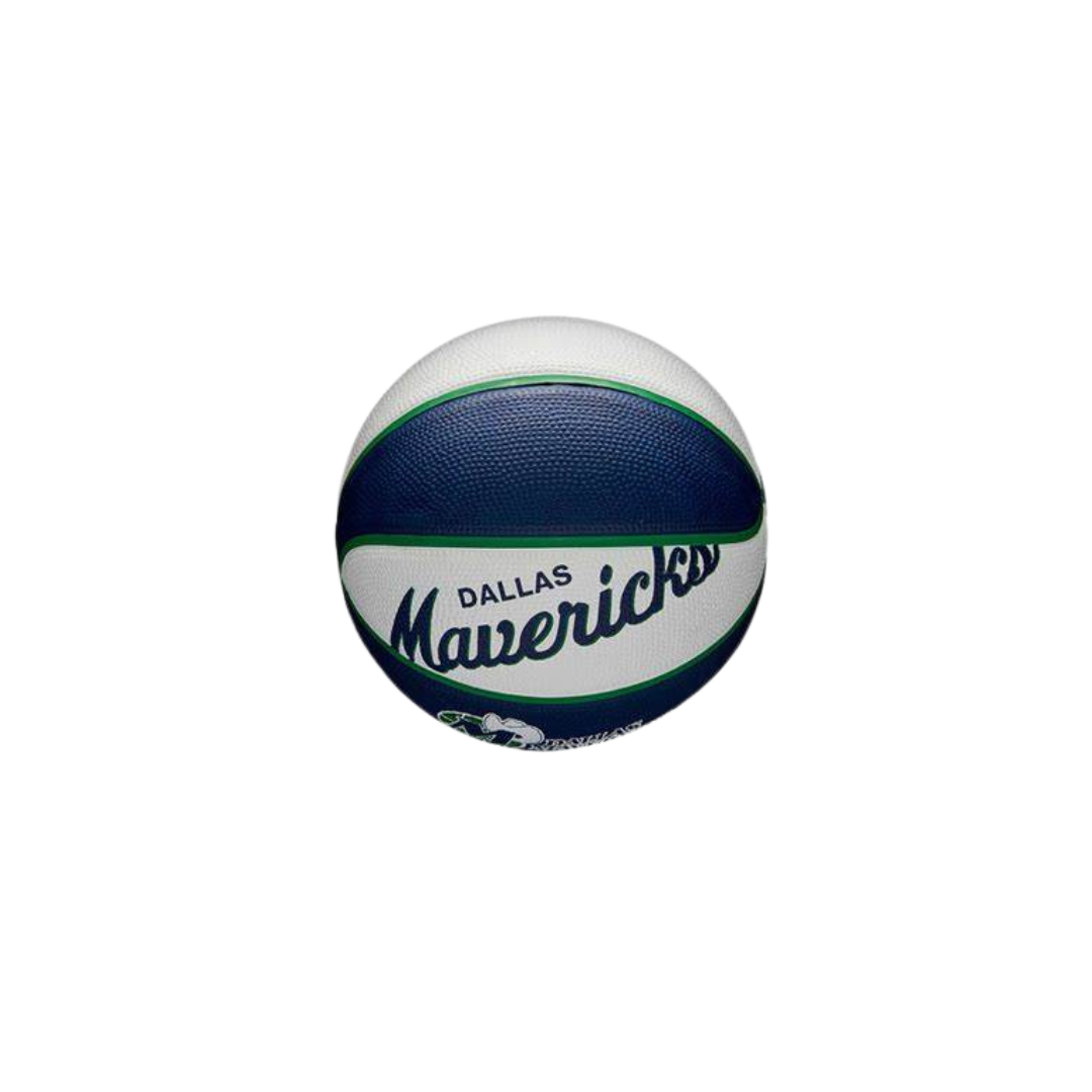 Image of Wilson NBA Team Retro Dallas Mavericks Mini Basketball #3 - Deportes Salvador Colom