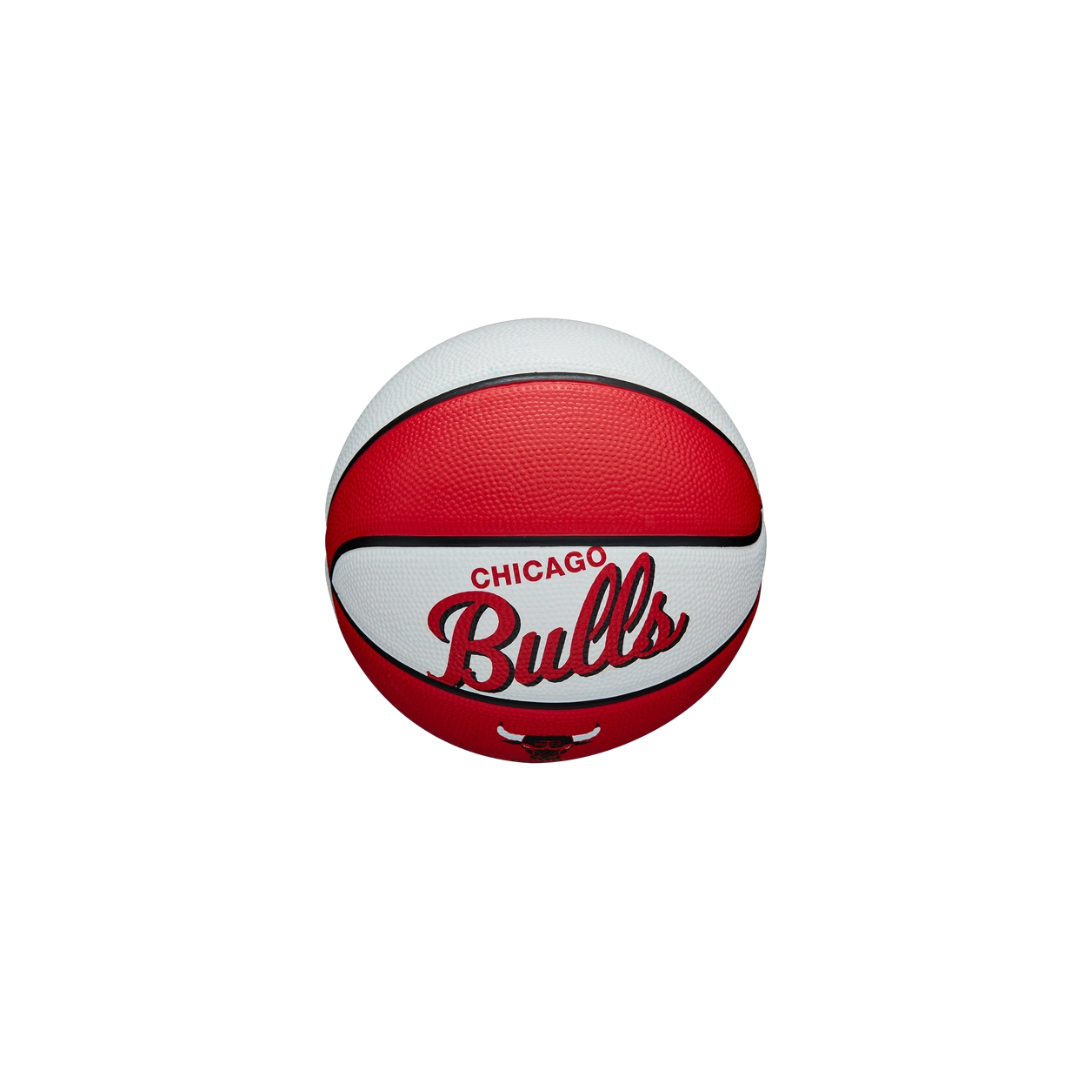 Image of Wilson NBA Team Retro Chicago Bulls Mini Basketball #3 - Deportes Salvador Colom