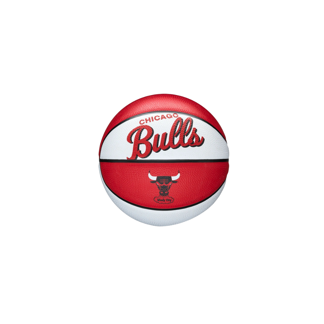 Image of Wilson NBA Team Retro Chicago Bulls Mini Basketball #3 - Deportes Salvador Colom