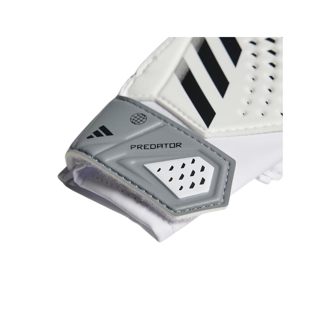 Image of Adidas Youth Predator Goalie Gloves #4 - Deportes Salvador Colom