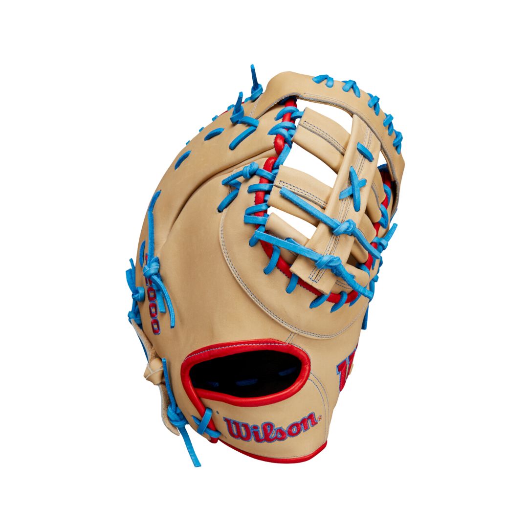 Wilson A2000 First base Mitt (Blonde/Columbia Blue) 12.5'' - Deportes Salvador Colom