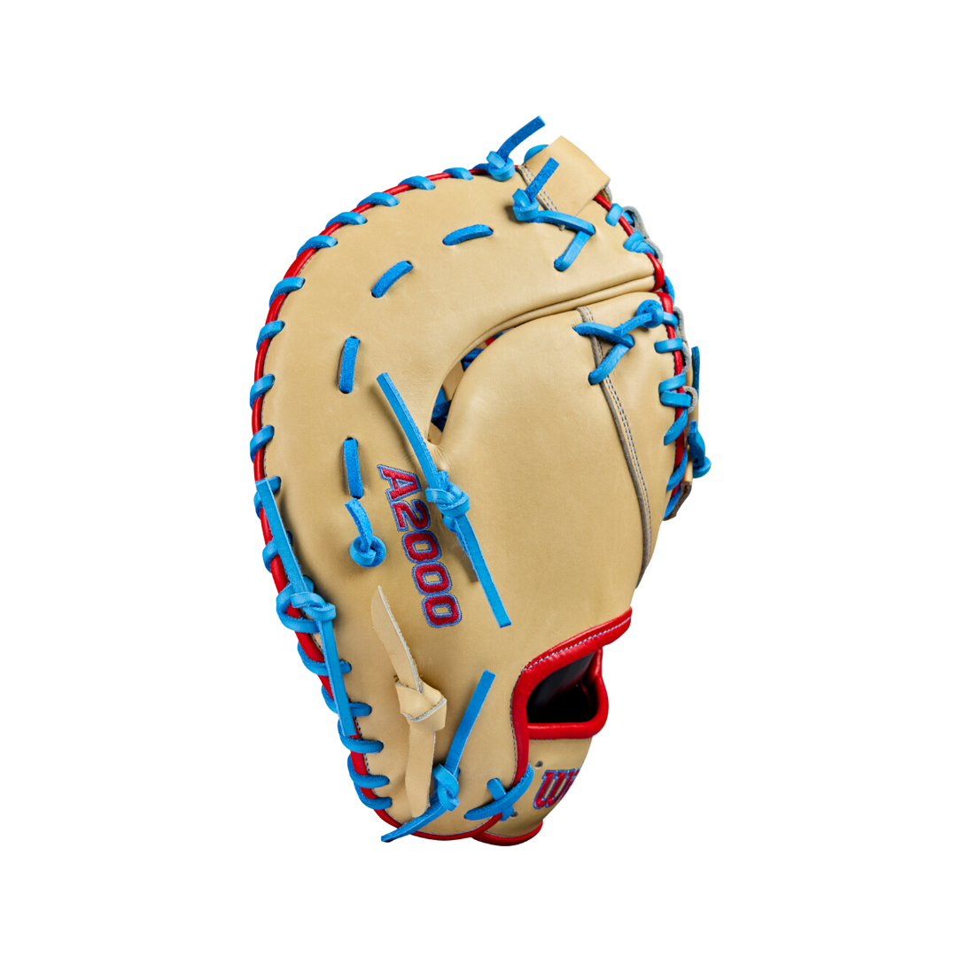 Image of Wilson A2000 First base Mitt (Blonde/Columbia Blue) 12.5'' - Deportes Salvador Colom