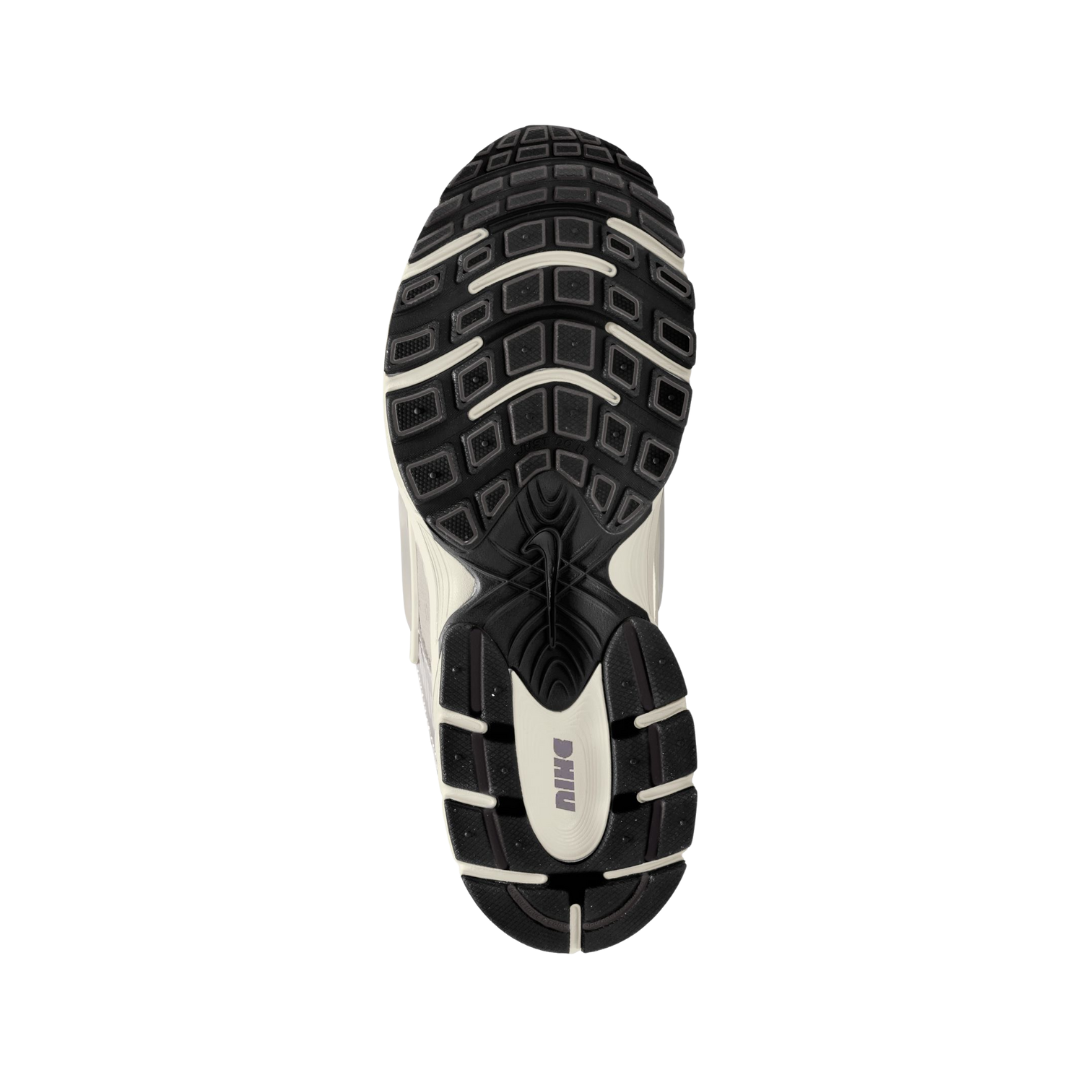 Image of W'S NIKE V5 RNR BEIGE - Deportes Salvador Colom