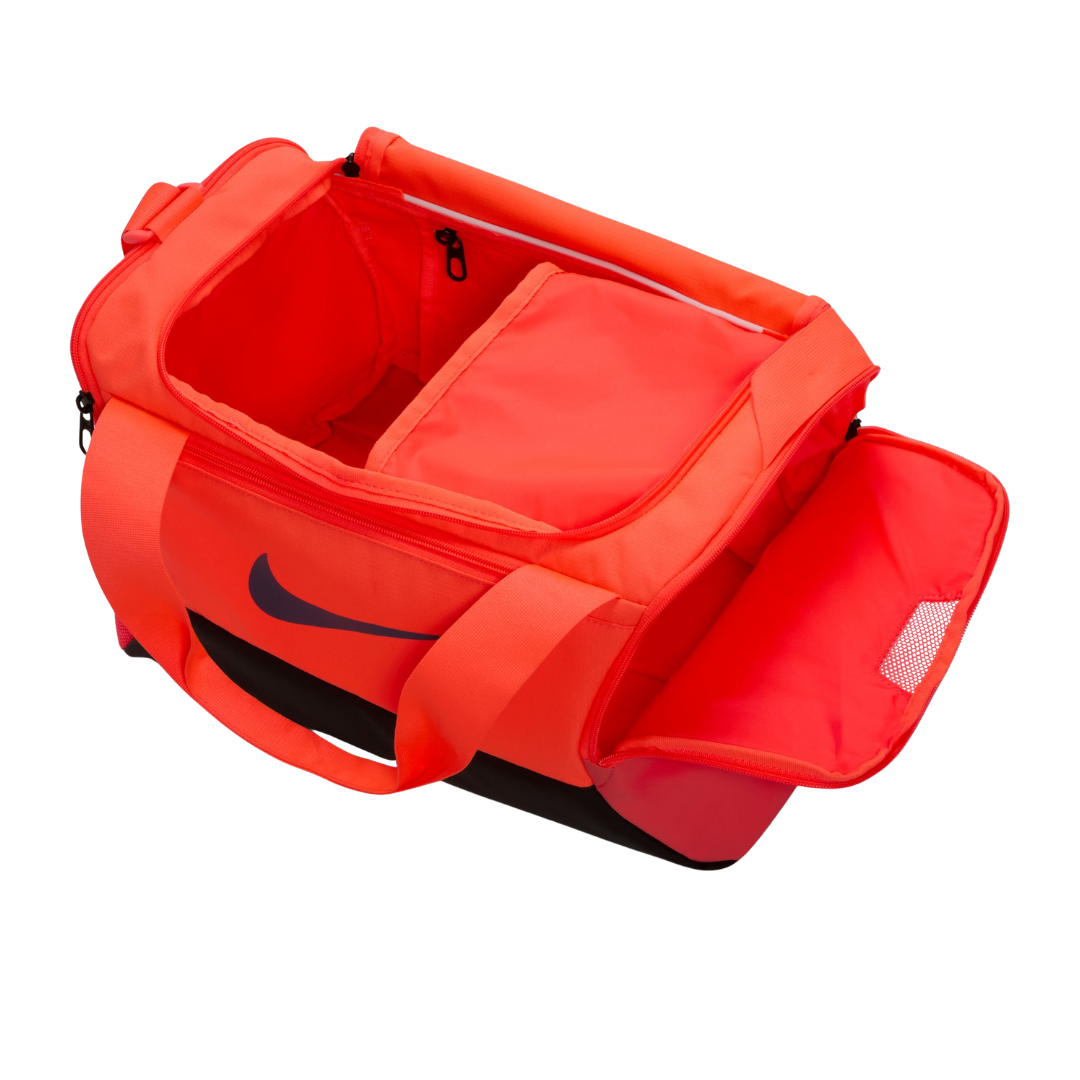Image of Nike Brasilia Duffle Bag (Crimson) - Deportes Salvador Colom