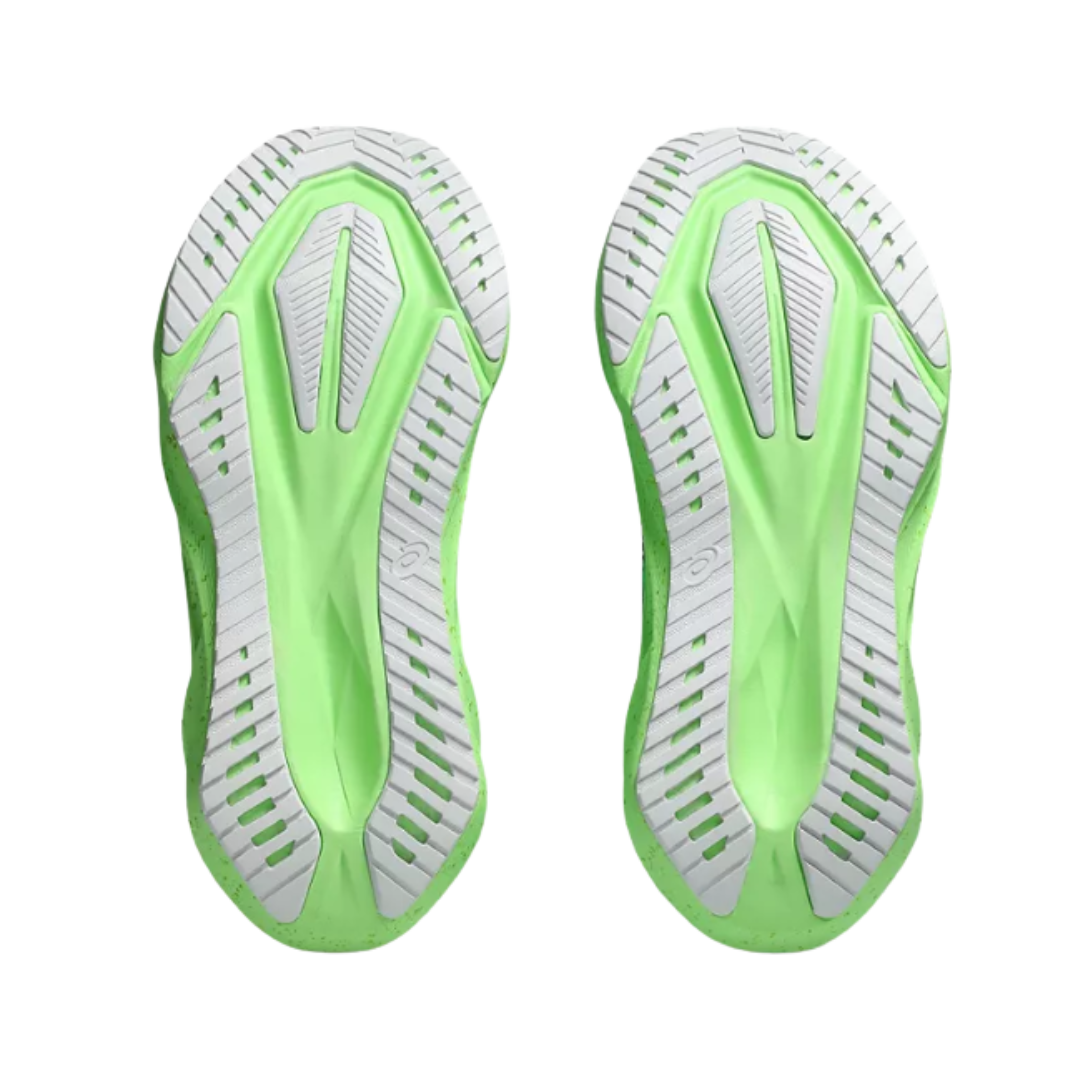 Image of Asics Novablast 5 Women Vital Green/Black)