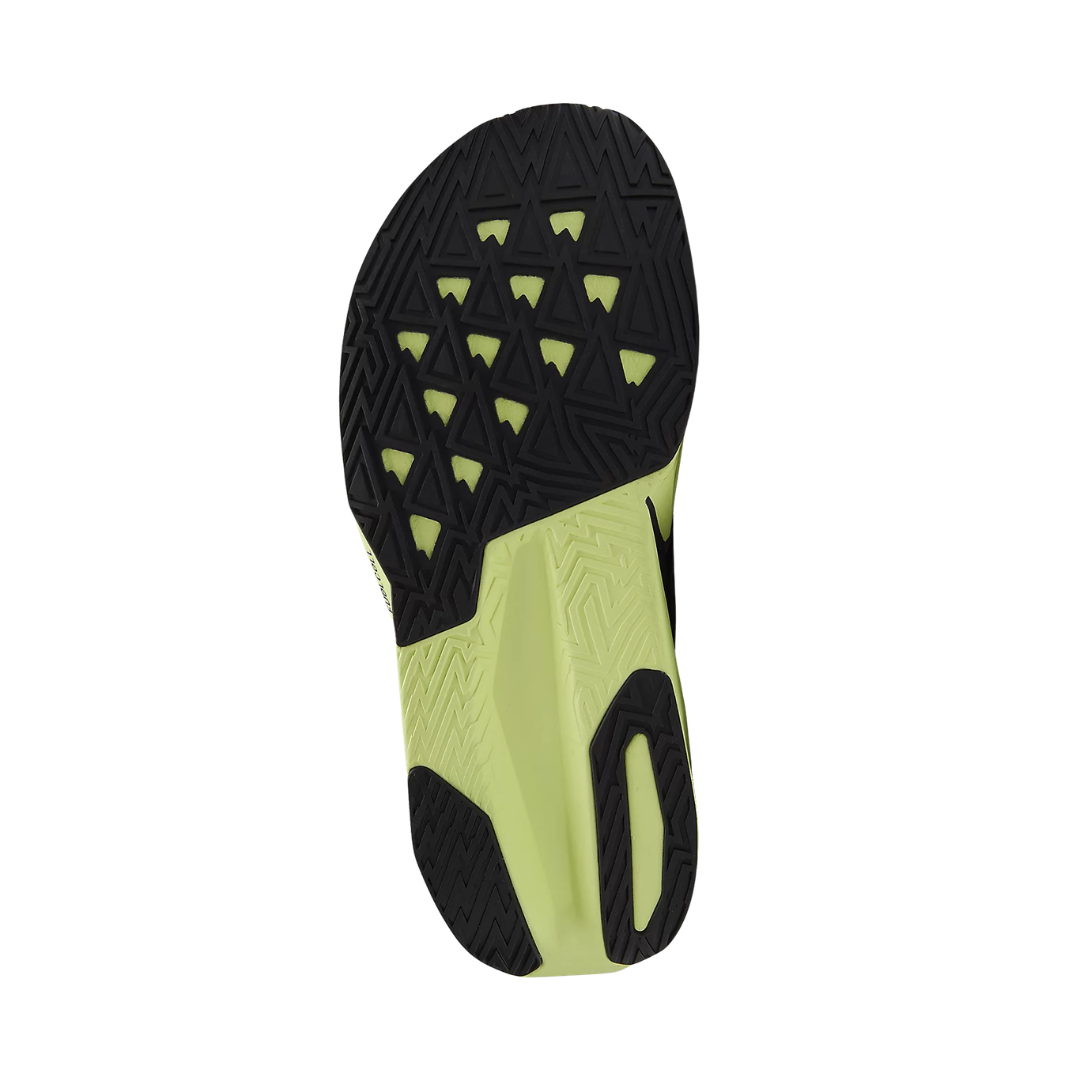 Image of New Balance Fuel Cell Rebel v5 Men (Black/Neon Yellow)