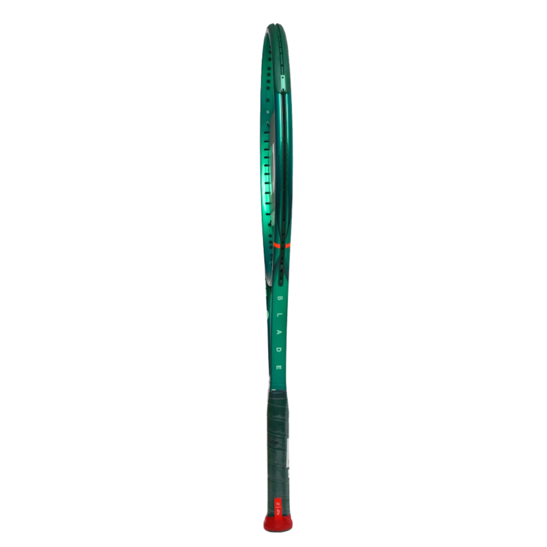 Image of Wilson Blade 104 V10 Unstrung 4 3/8''