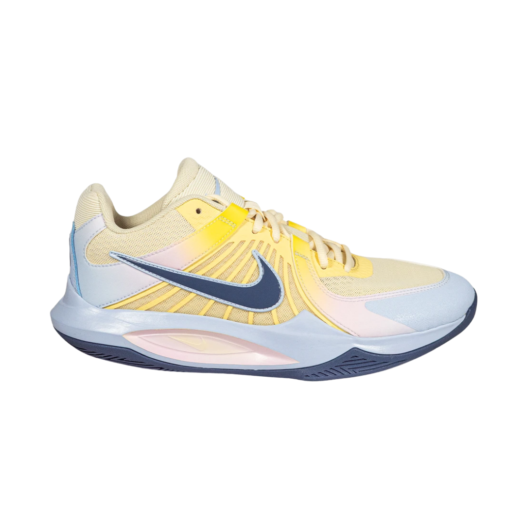 Image of Nike Unisex Hyperspeed Court 2 SE (Yellow/Columbia Blue)